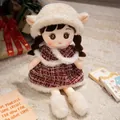 Süße Plüschpuppe für Mädchen mit Tweedkleid und flauschiger Mütze als Weihnachtsgeschenk - Rote Kleidung / 45cm