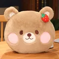 Simpatico cuscino in peluche a forma di orso bruno con fragola per ufficio e scaldamani - 30x28cm / Scaldamani / Orso Bruno