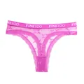 Vista dettagliata di perizoma sexy in pizzo trasparente rosa con motivo a cuore e farfalla - Taglia S / Pantaloni e gonne / Viola uva