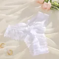 Élégant string en dentelle blanche à taille basse avec nœud papillon pour femmes - S / Blanc