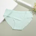 Light mint green seamless women's low-waist panties with breathable textured fabric - Light Green