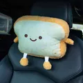 Adorable cojín de peluche para reposacabezas de coche con forma de tostada y carita sonriente - Tostada Dorada