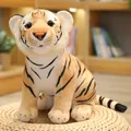 Niedlicher Tiger-Plüschtier mit weichem orangem Fell und schwarzen Streifen - Braun / 30 cm
