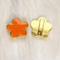 Small 8mm orange glitter flower accessory for DIY jewelry with golden metal finish - 金底亮粉花朵-橙色