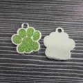 Grüner Glitzer-Pfotenabdruck-Anhänger aus Metall für DIY-Haustierschmuck-Zubehör - Chrom-Basis-Stil / Hellgrün