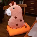 Süßes 2-in-1 Giraffe Plüschkissen und Kissen-Set mit gemütlicher orangefarbener Decke - Rotes Pferd