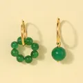 Élégantes boucles d'oreilles asymétriques en agate verte et or au style chinois moderne - Boucles d'oreilles en agate verte