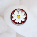 Round pet ID tag with white daisy flower design on a sparkling red glitter background - Regular Fit / Red