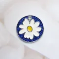 Round pet ID tag featuring a white daisy flower on a sparkling blue glitter background - Regular Fit / Sapphire Blue