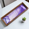 Vista detallada de un elegante marco de madera rectangular con arte de arena 3D - Púrpura Grande