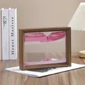 Cuadro 3D de arte de arena movediza rosa en marco de madera rústica para oficina - 10" / Rosa