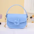 Hellblaue Mädchen-Gelee-Umhängetasche mit goldener Kette und Handgriff - Blau