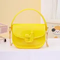Borsa a mano gialla in gelatina per bambini con catena dorata - Giallo