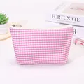 Professionelle rosa-weiß karierte Kosmetiktasche mit Reißverschluss für die tägliche Aufbewahrung - Checkered Triangular Bag / Rosarot Karo