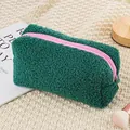 Grande trousse à maquillage en polaire sherpa verte avec fermeture éclair rose - Vert Herbe