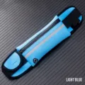 Schlanke hellblaue Laufarmtasche für Handy und Schlüssel bei Outdoor-Aktivitäten - Sport-Gürteltasche / Blau