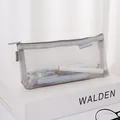 Minimalistische grijze driehoekige nylon mesh pennenzak met grote capaciteit voor schrijfwaren - Omgekeerd Trapezium / Grijs
