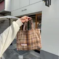 Sac a main en laine a carreaux retro pour femmes, fourre-tout d'automne et d'hiver chic. - Sacs à main à carreaux jaune terre