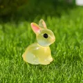 Statuetta coniglio luminoso in resina gialla, piccolo ornamento carino per micro paesaggio fai da te. - Stile G
