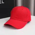Classico cappellino da baseball rosso tinta unita per uomo e donna, cappello da sole casual. - Taglia Unica (54-58cm) / Rosso