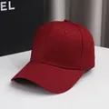 Berretto da baseball rosso scuro tinta unita cappello parasole elegante in cotone morbido - Taglia Unica (54-58cm) / Borgogna