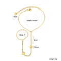 Vue détaillée montrant toutes les dimensions du bracelet de doigt cœur en acier doré - Style Cœur Lisse (BL200601G)