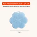 Hitzebeständige Silikonmatte in Blumenform Blau 13cm Durchmesser Verbrühschutz Untersetzer - Dunkelblaue Isoliermatte