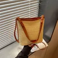 Bolso bandolera de paja tejida para la playa con correas marrones - Marrón