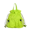 Leuchtend neongrüner Nylon-Rucksack mit Kordelzug und wasserfester Crinkle-Oberfläche - Grün