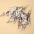 Flores de gipsófila artificiales de seda blanca con detalles de pétalos realistas. - Blanco