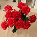 Élégant bouquet de roses rouges artificielles hydratantes pour la maison et le mariage - Rouge