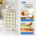 White press-type silicone ice cube maker bottle for portable outdoor drinks and home use - Style C Basic / Large Size 800 / White