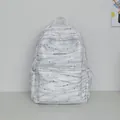 Zaino tie-dye di tendenza in stile coreano per studenti nei colori bianco e grigio - con portachiavi / Bianco