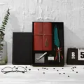 Retro-Vintage-Federkiel und rotes Leder-Notizbuch-Geschenkset in einer edlen schwarzen Geschenkbox - Dunkelgrünes Feder Set