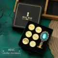Set de regalo de sellos de lacre vintage con mango de gema azul lago y 6 cabezales - 1 Mango de Gema + 6 Cabezales de Repuesto / Azul Lago (K01C)
