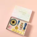 Set de regalo de sello de lacre de flor de cerezo azul oscuro con perlas de cera - Kit de Sello de Cera Sakura K14 / Azul marino