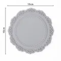 Molde de silicona gris redondo con borde floral para sellos de lacre, 10 cm de diámetro - Almohadilla de Silicona con Encaje-Gris Redondo / Diámetro 10cm