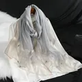 Elegante grijze organza lange sjaal met vlinderborduurwerk en parels voor dames - 190x70cm / Grijs