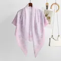 Élégante écharpe en fil de Bali rose pastel à fleurs, châle léger et à la mode pour femme - Rose Clair