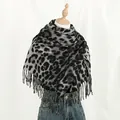 Elegante bufanda de leopardo gris en imitación de cachemir con flecos para el invierno - Estampado de Leopardo Negro (YR327-1#)