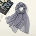 Ultradunne 30D effen paars-grijze chiffon sjaal voor dames, elegante zomerse omslagdoek - 170*70cm / Zilverijs