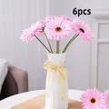 Set de 6 margaritas artificiales rosas en un jarrone de cerámica blanca a rayas - 6 Piezas Con Jarrón / Rosa