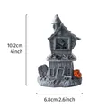Miniatura di casa stregata di Halloween in resina con zucca e lapide RIP - Casa dei Fantasmi della Strega