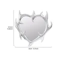 Specchio da parete a cuore con spine d'argento 35x32,5 cm per arredo estetico - Argento