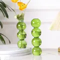 Elegante grüne Glasblasenvase für Blumenarrangements und moderne Wohndekoration - Grün