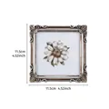 Vintage quadratischer Bilderrahmen mit Silberrelief im europäischen Stil 11,5 cm - Antiksilber Fotorahmen / 11.5x11.5cm