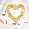 Cadre décoratif doré orné en forme de cœur pour la photographie de bijoux, taille 10,5 cm - Prop l-gold