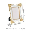 Marco expositor de joyas estilo palacio europeo en blanco y dorado, 1 unidad - 6 Pulgadas / Beige