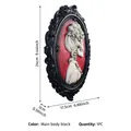Gothic Damen Totenkopf Relief Wandbehang in schwarzem Schnitzrahmen mit rotem Grund - Gotisches Skelett-Relief der Adelsdame (X26021)