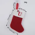 Calcetín de Navidad clásico de punto rojo con letra U bordada y diseño de gorro de Santa - Letra U